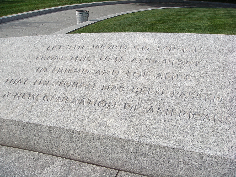 Washington DC [2009 July 02] 020.JPG - Scenes from Arlington National Cemetery.
